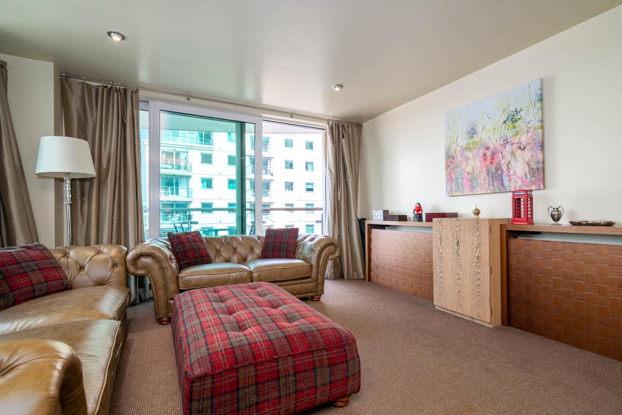 Fabulous 3 Bed Apartment In Vauxhall Londra Exterior foto