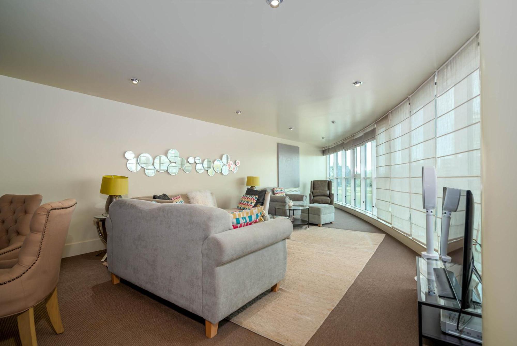 Fabulous 3 Bed Apartment In Vauxhall Londra Exterior foto