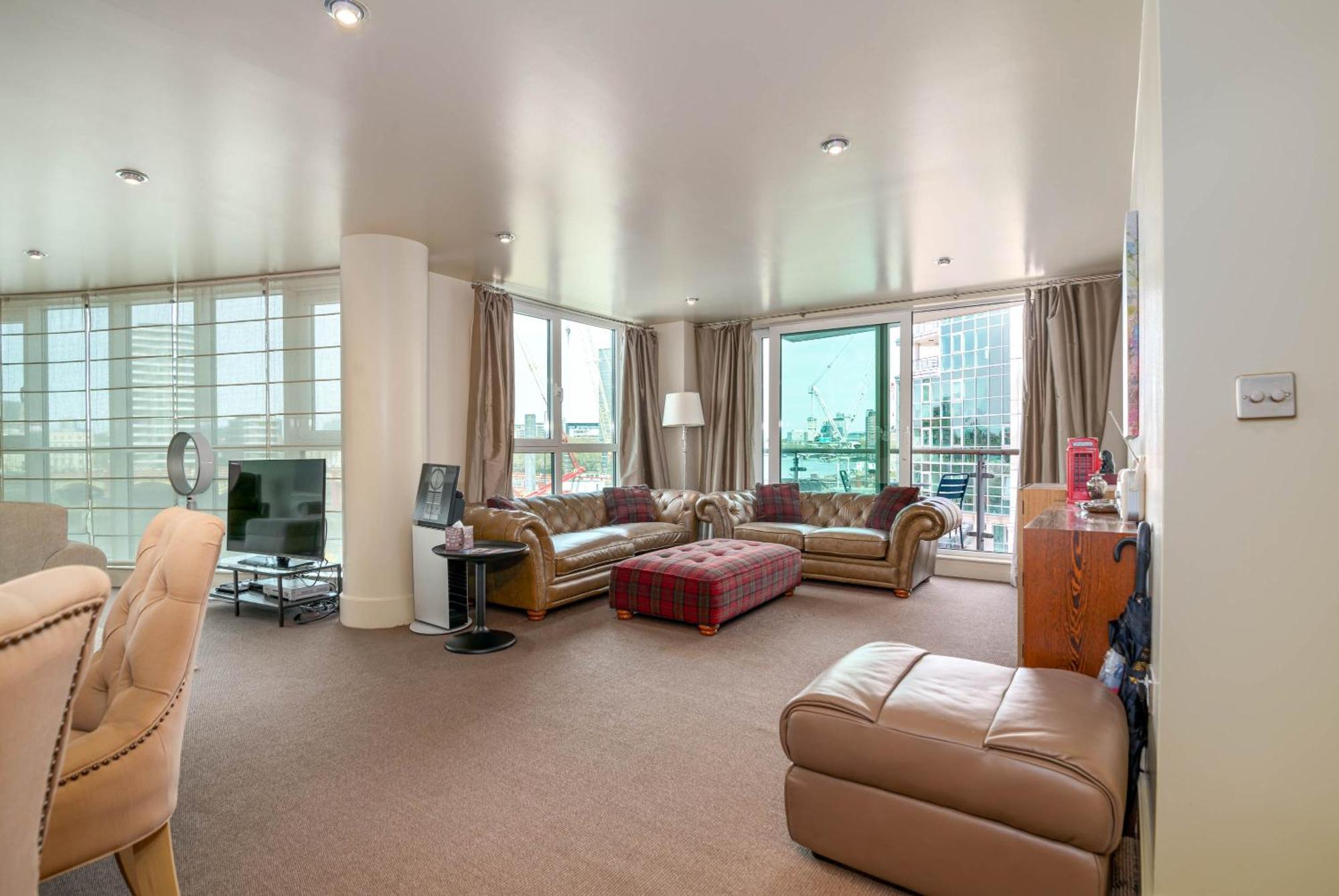 Fabulous 3 Bed Apartment In Vauxhall Londra Exterior foto