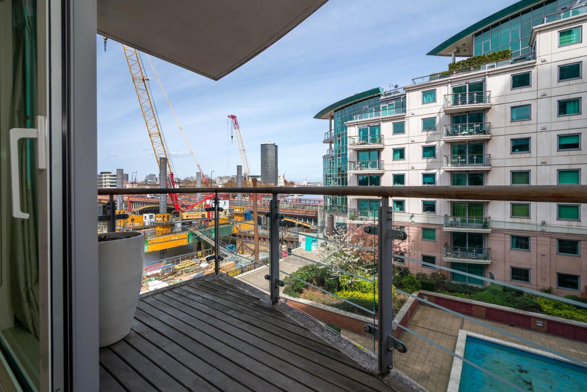 Fabulous 3 Bed Apartment In Vauxhall Londra Exterior foto